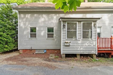 12 Allen Ct 12 Northborough MA 01532