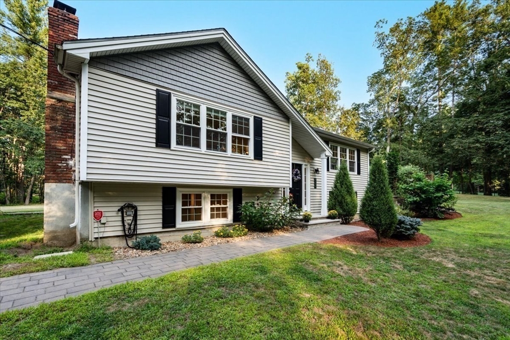 24 Arcadian Lane