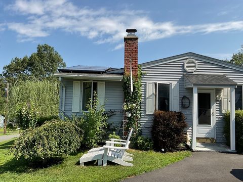 41 Hillside Drive Springfield MA 01118