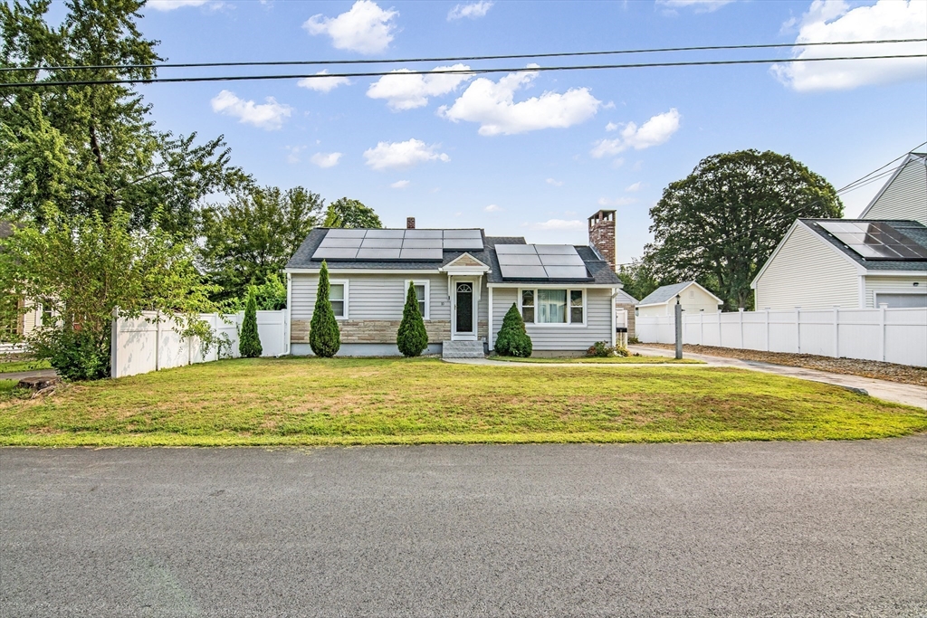 10 Hatch St