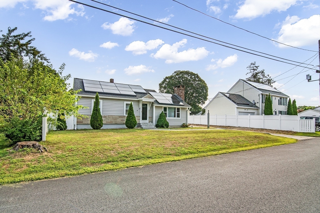 10 Hatch St