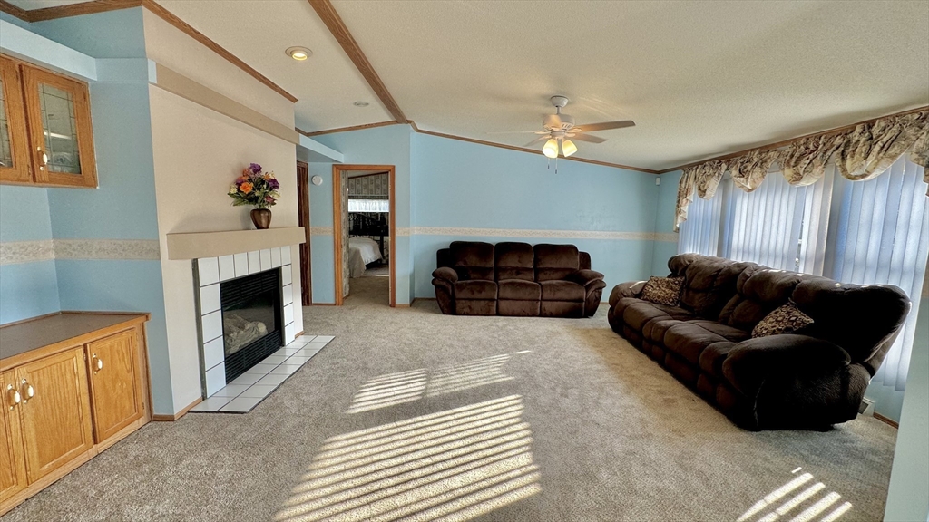 13 Quaboag Valley Coop St.