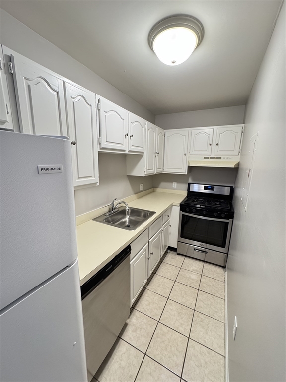 22 Kenmar Dr 194Y