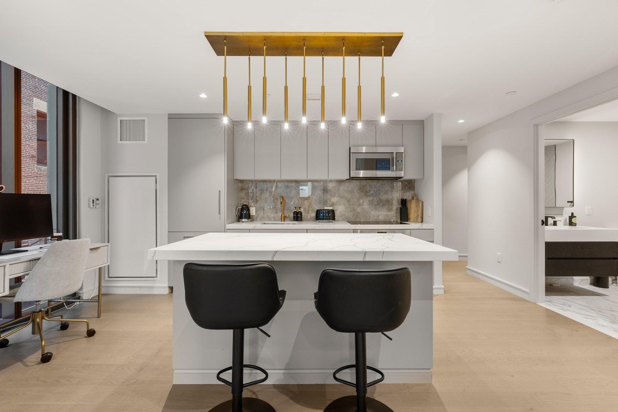 55 Lagrange St 304