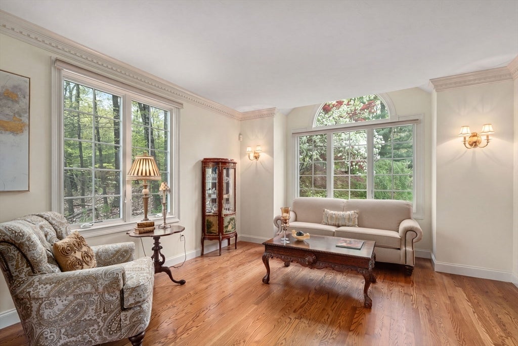 71 Sears Rd, Southborough, MA Photo #4