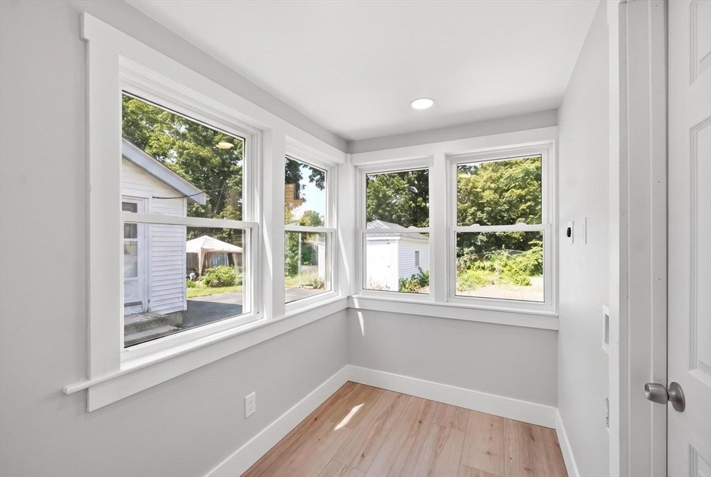 21 Chestnut St, Woburn, MA, 21 Chestnut St, Woburn, MA Photo #22