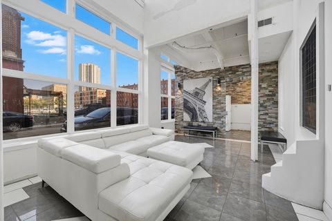 Photo of 11-31 Park St #302, Springfield, MA 01103 (MLS # 73467737)