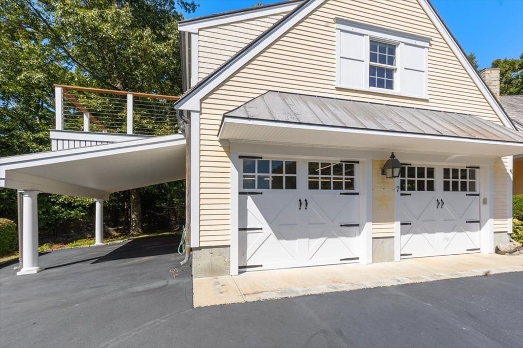 7 Stevens Way
