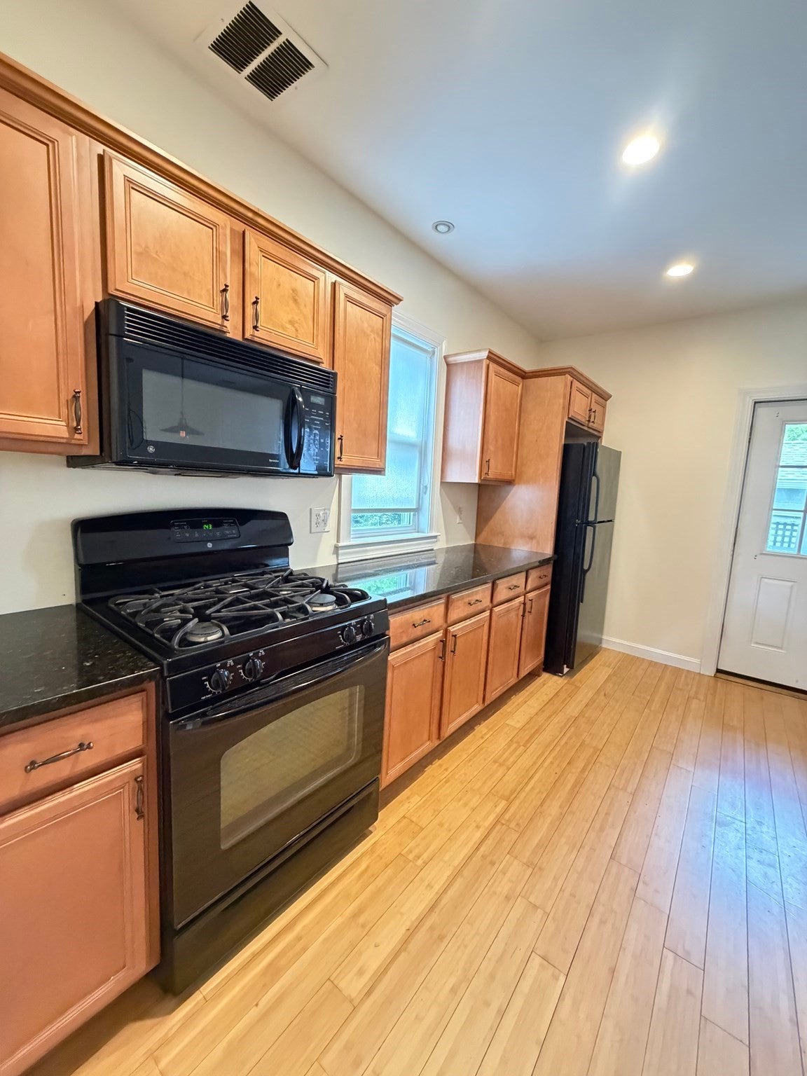 180 Warren St #180, Needham, MA, 180 Warren St #180, Needham, MA Photo #5