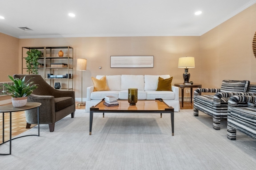 1202 Greendale Ave 133