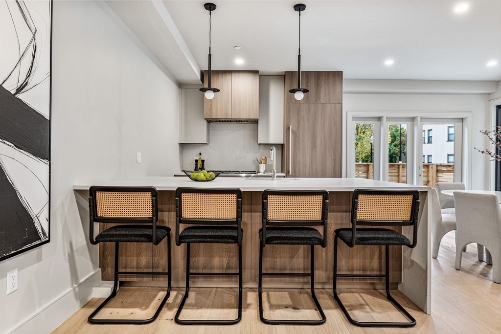 300 Franklin Street 1