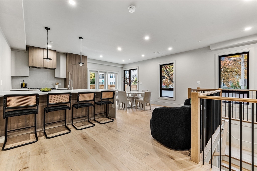 300 Franklin Street 1