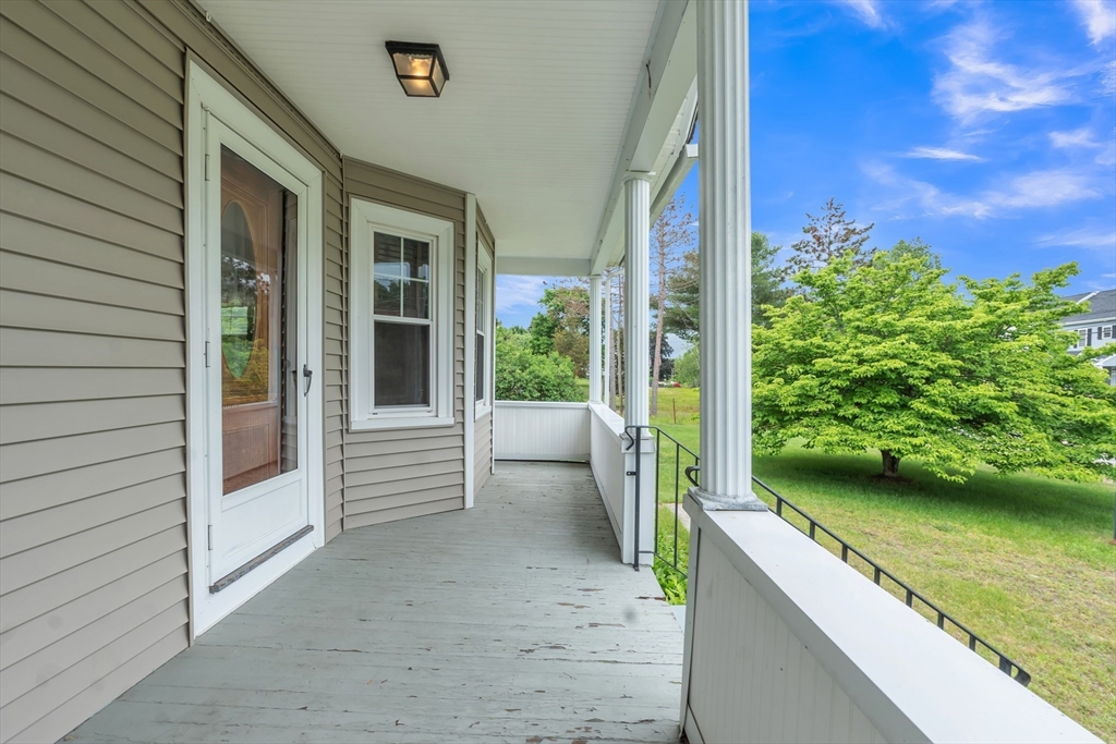 259 Main St