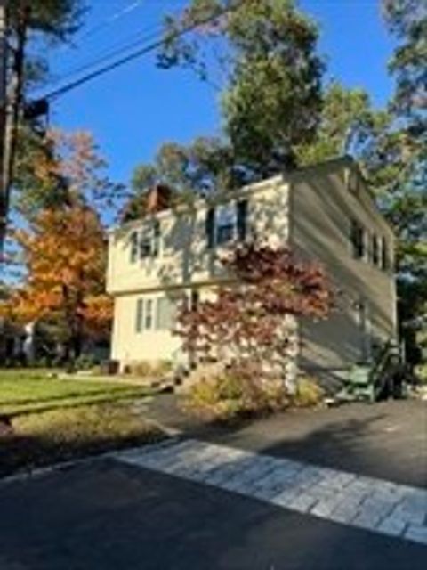2 Marigold Ave 0 Wellesley MA 02482