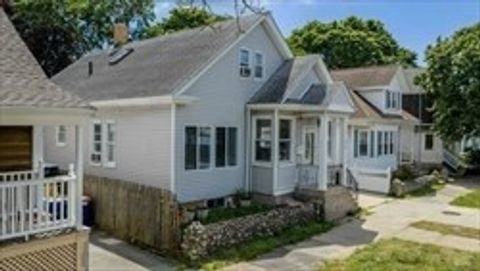 Photo of 896 Rockdale Ave #1, New Bedford, MA 02740 (MLS # 73442711) Photo of 896 Rockdale Ave #1, New Bedford, MA 02740 (MLS # 73442711)