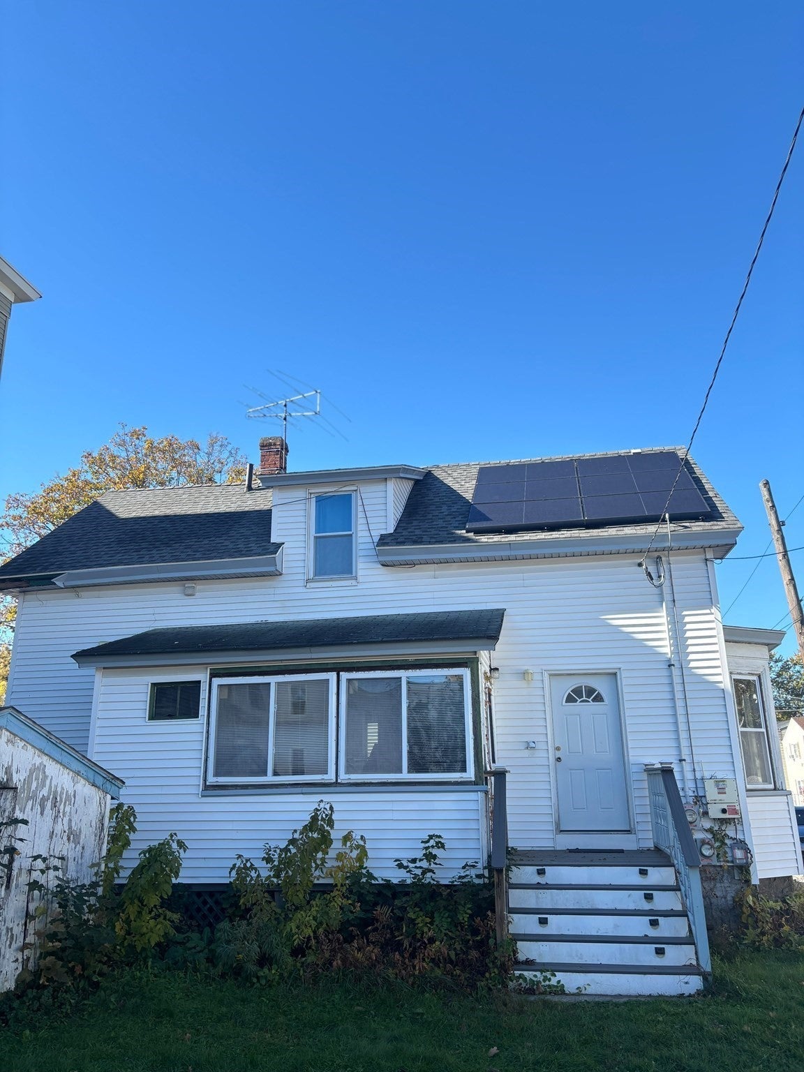 12 Center St