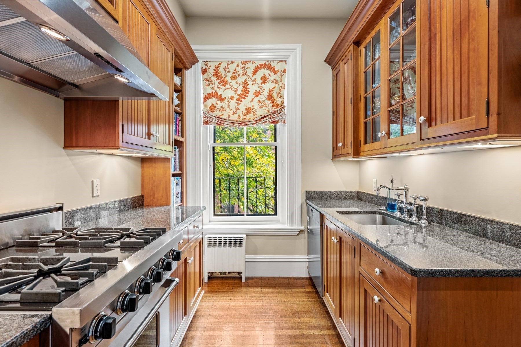 18 Hereford St, Boston, MA, 18 Hereford St, Boston, MA Photo #9