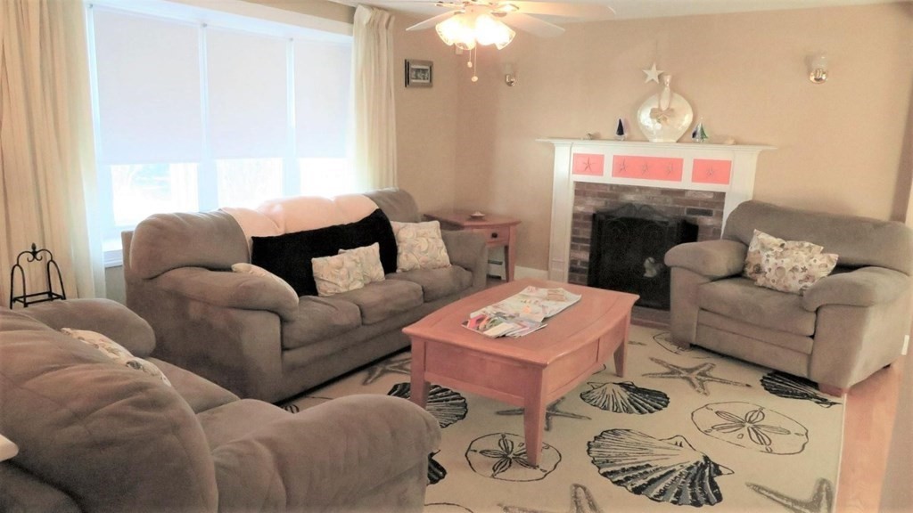 25 Ripple Cove Rd