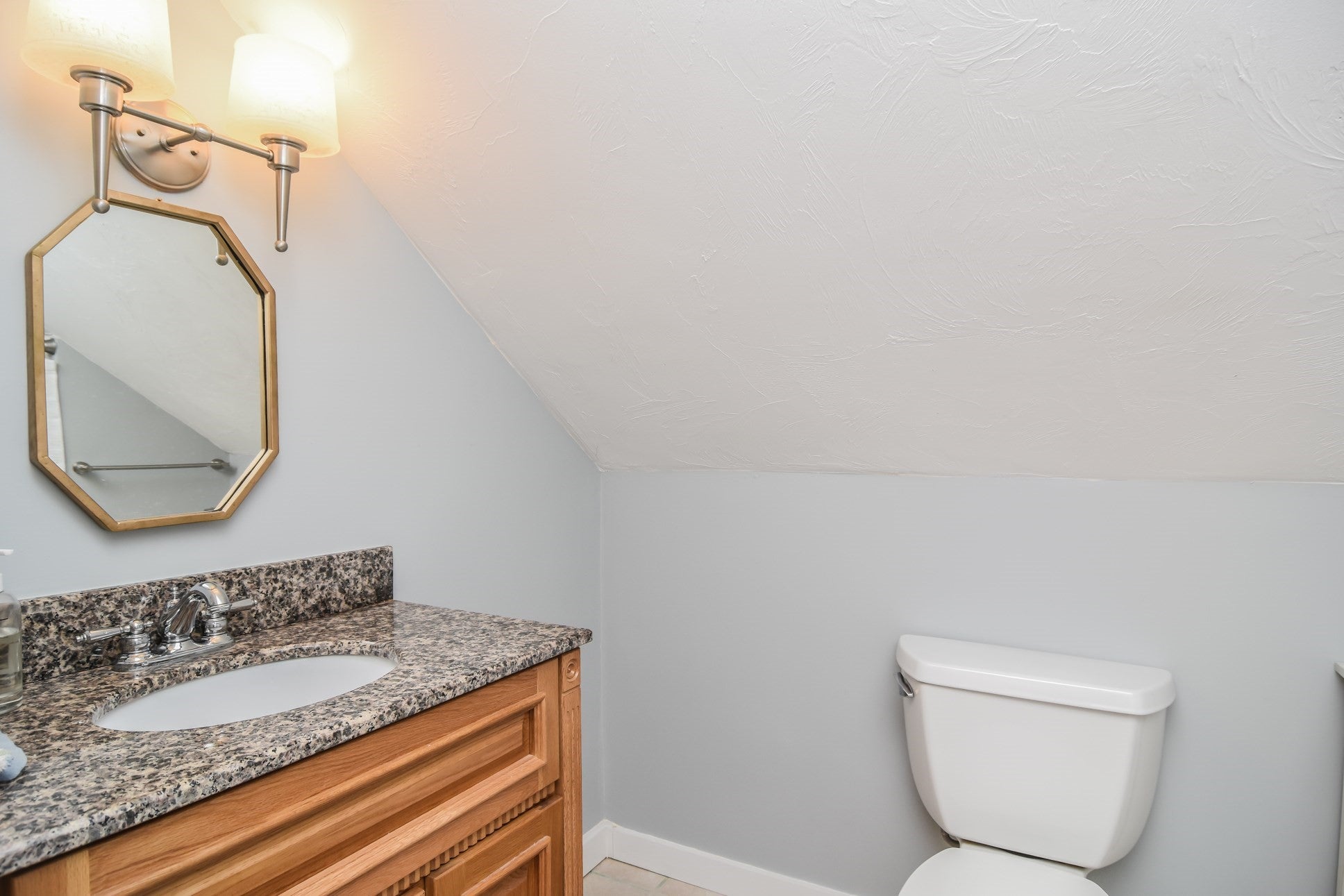 184 Elm St, Andover, MA, 184 Elm St, Andover, MA Photo #11