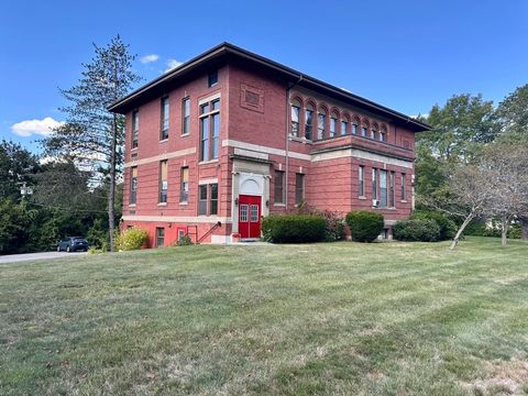 1098 Stafford St 5 Leicester MA 01542