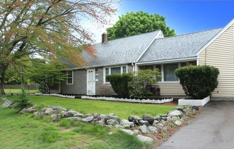 59 Katherine St Weymouth MA 02191