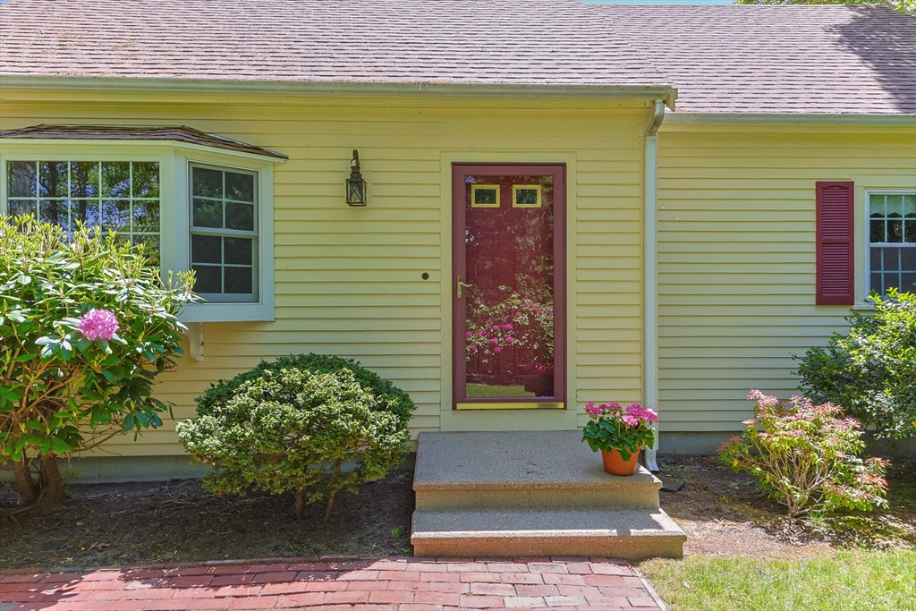 149 Island View Ln