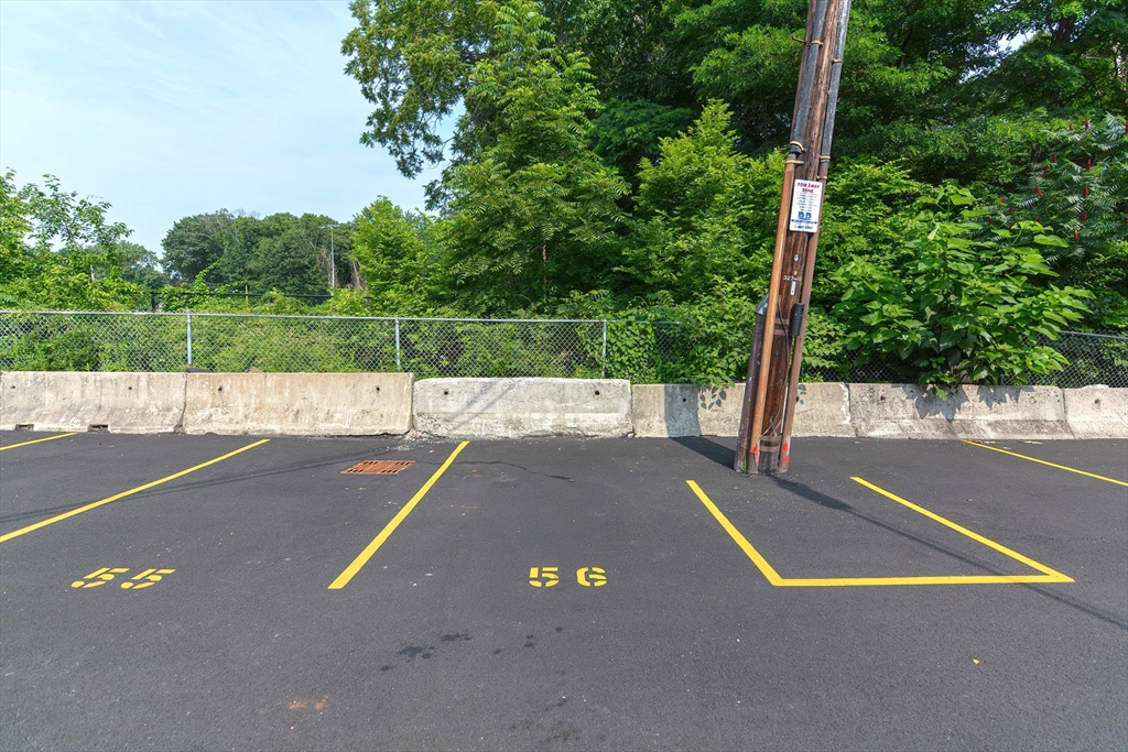 4 Colonial Village Dr #9, Arlington, MA, 4 Colonial Village Dr #9, Arlington, MA Photo #28