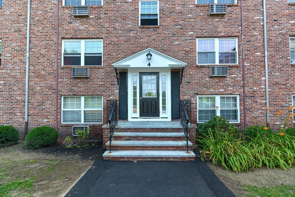 4 Colonial Village Dr #9, Arlington, MA, 4 Colonial Village Dr #9, Arlington, MA Photo #22