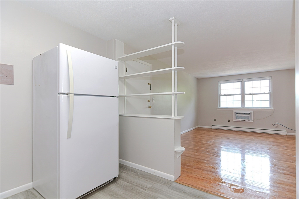 4 Colonial Village Dr #9, Arlington, MA, 4 Colonial Village Dr #9, Arlington, MA Photo #9