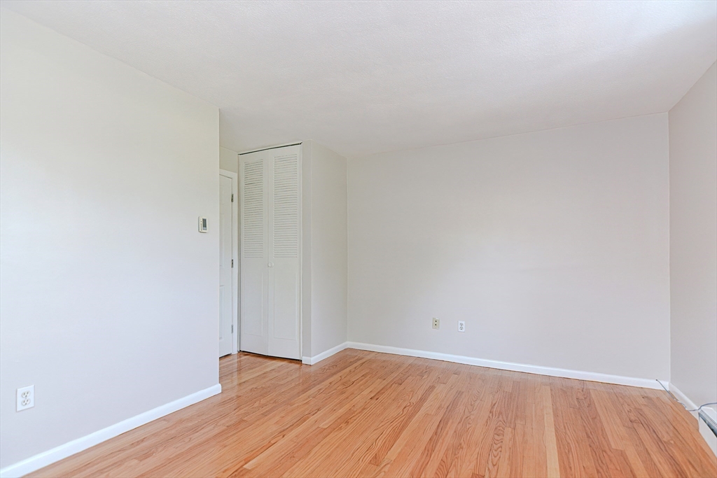 4 Colonial Village Dr #9, Arlington, MA, 4 Colonial Village Dr #9, Arlington, MA Photo #16