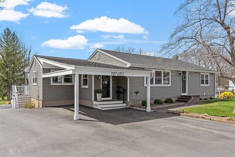 682 Washington Street, Haverhill, MA 01832 - MLS#: 73363319