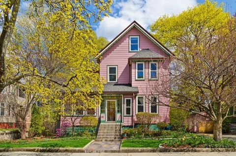 61 Dudley St. Medford MA 02155