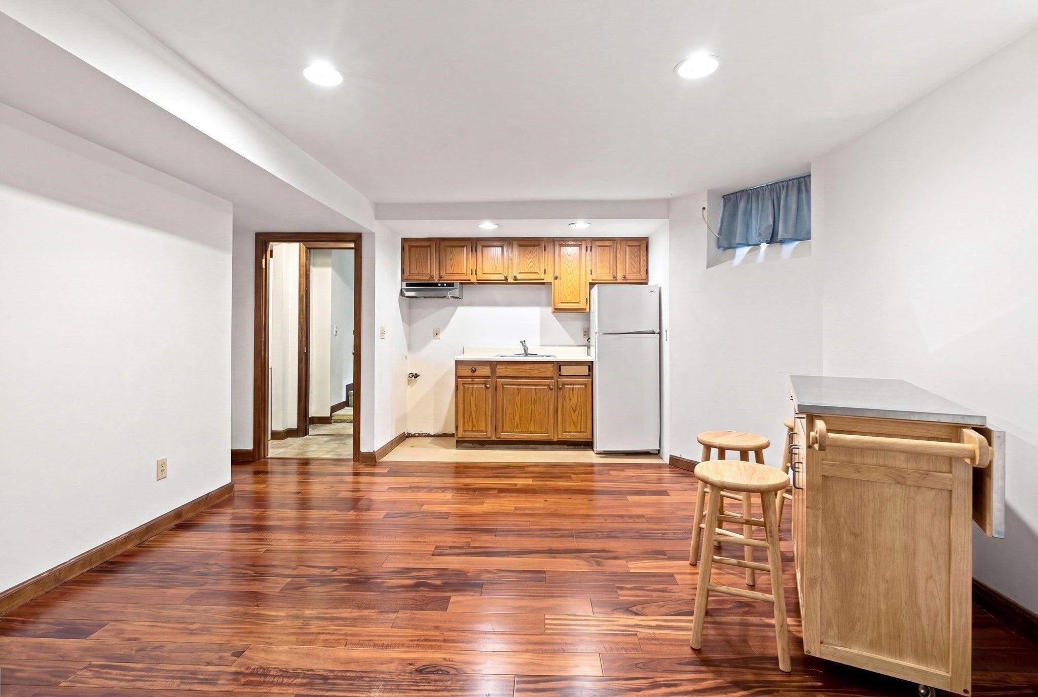 6 Menlo St, Boston, MA Photo #36