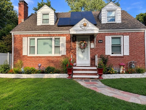 Photo of 169 Roosevelt Ave, Springfield, MA 01118 (MLS # 73570898)