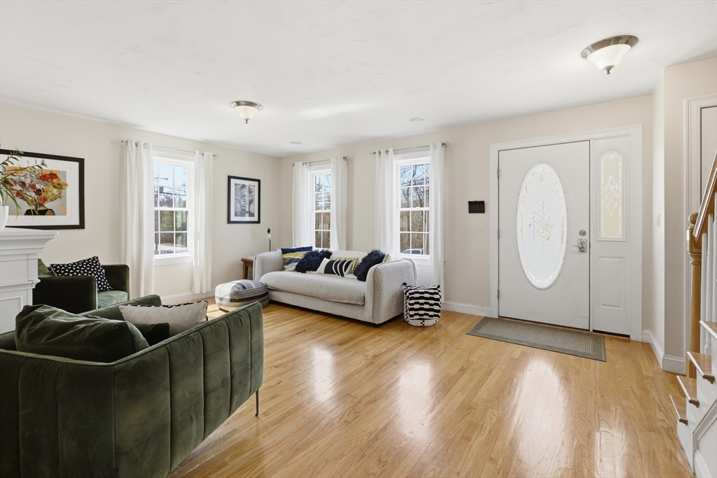 94 Progress St 94