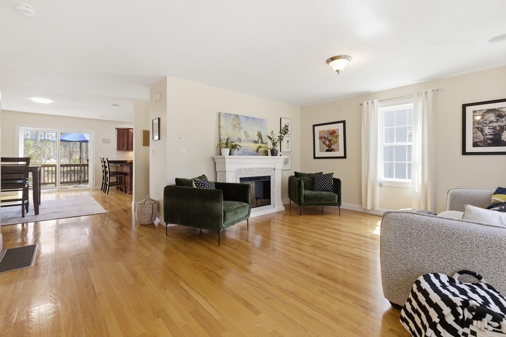 94 Progress St 94
