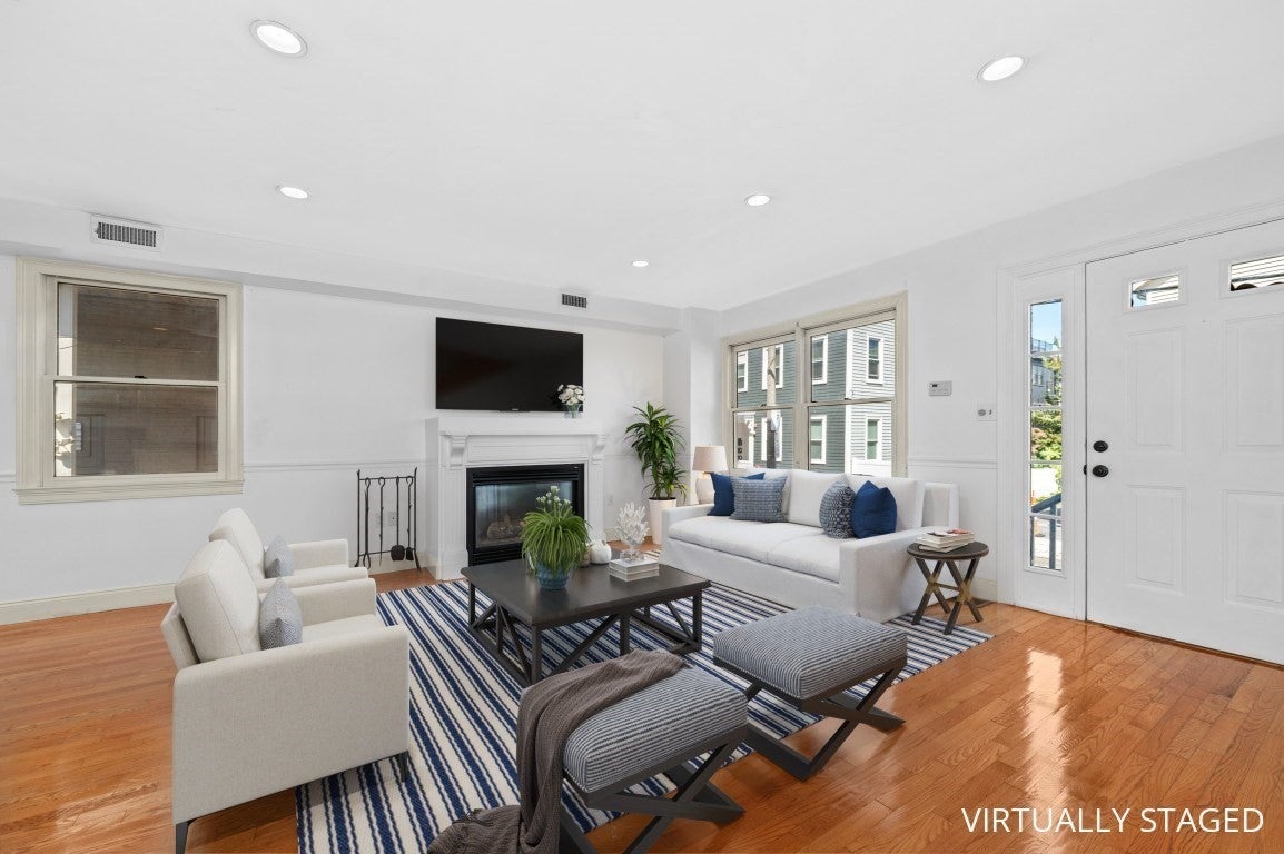 61 Baxter St #61, Boston, MA, 61 Baxter St #61, Boston, MA Photo #2