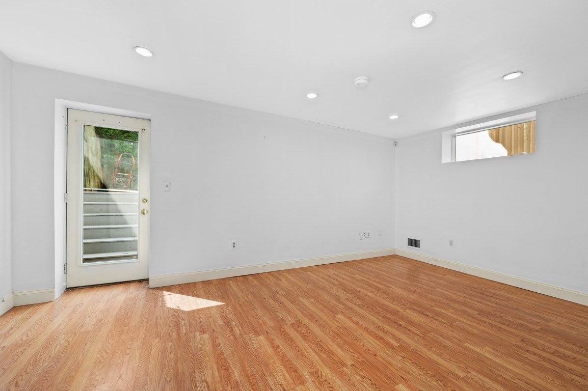 61 Baxter St #61, Boston, MA, 61 Baxter St #61, Boston, MA Photo #16