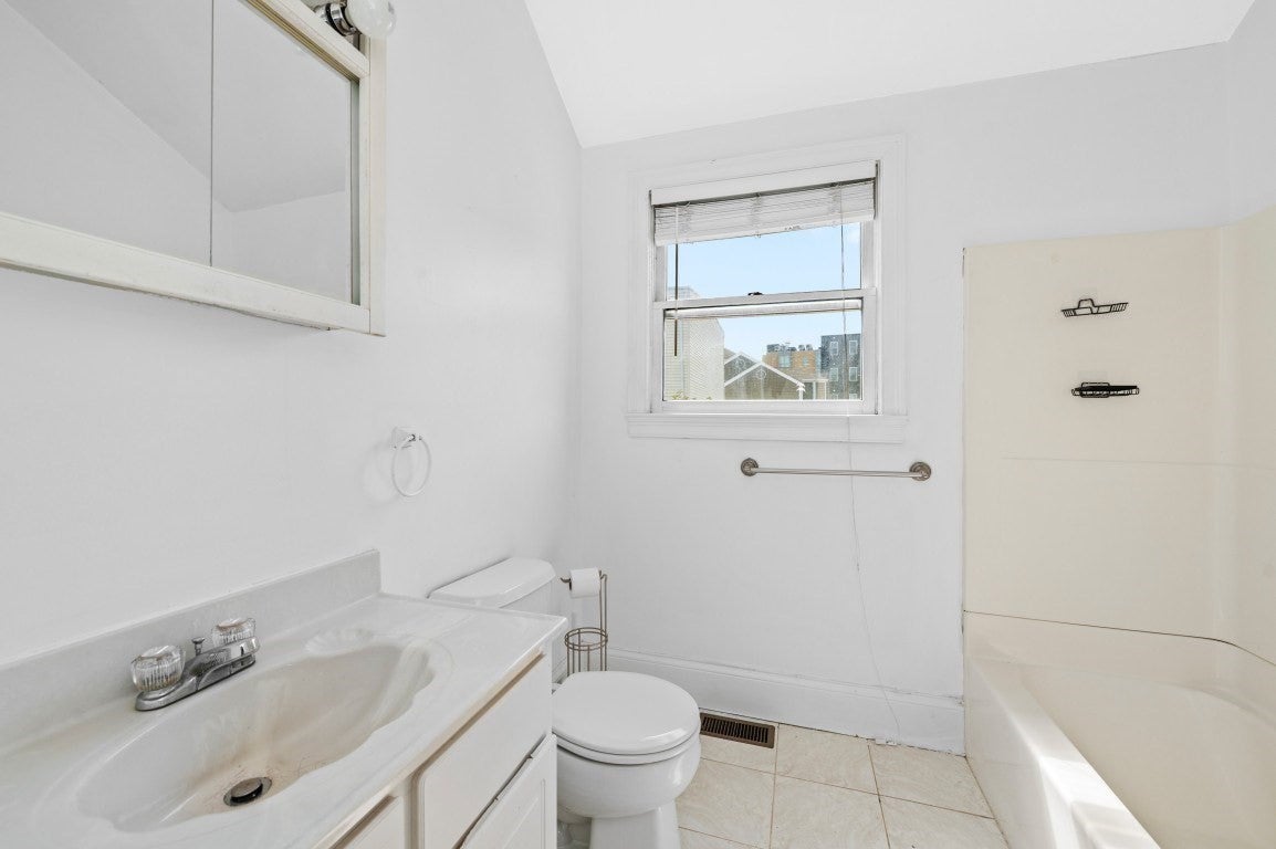 61 Baxter St #61, Boston, MA, 61 Baxter St #61, Boston, MA Photo #11