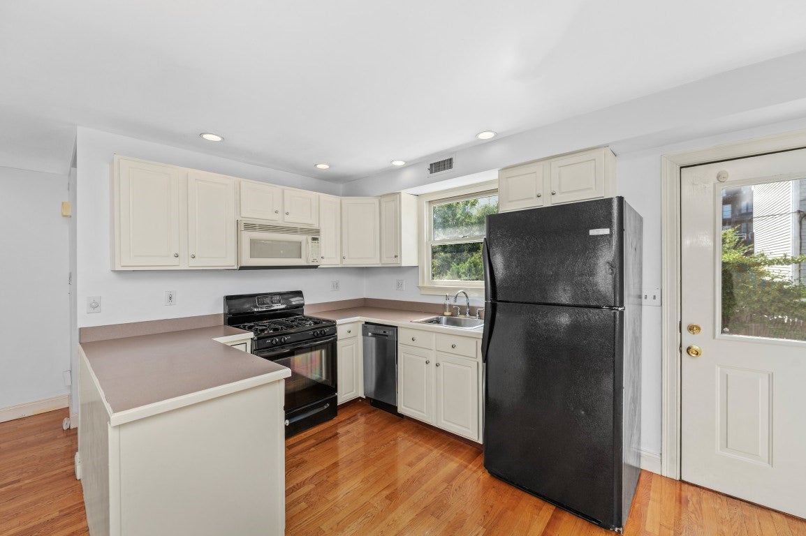 61 Baxter St #61, Boston, MA, 61 Baxter St #61, Boston, MA Photo #8