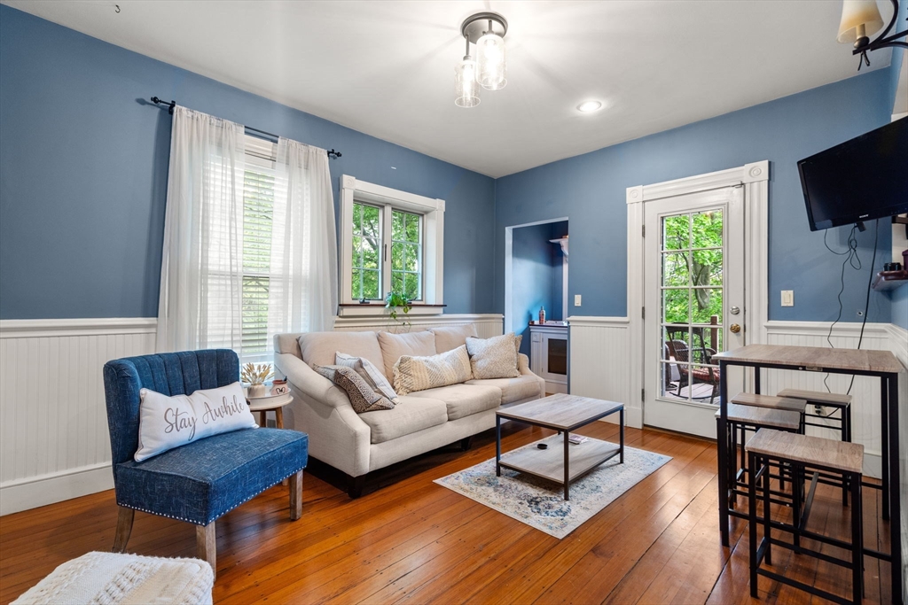 Click for 301 Savin Hill Avenue #2, Boston, MA slideshow