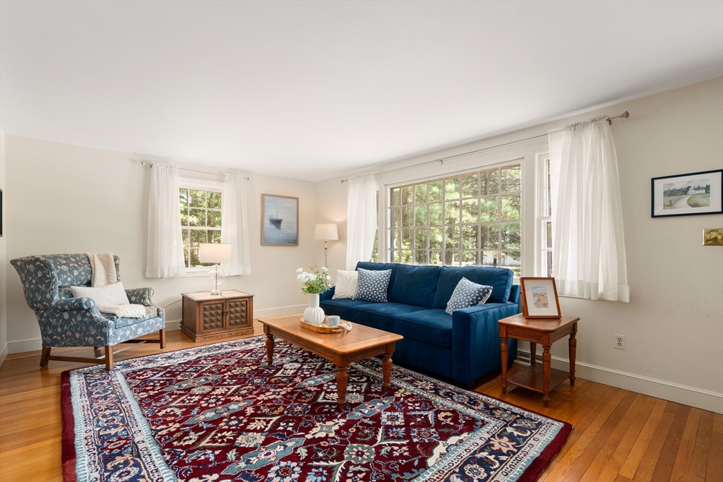 40 Pondview Road