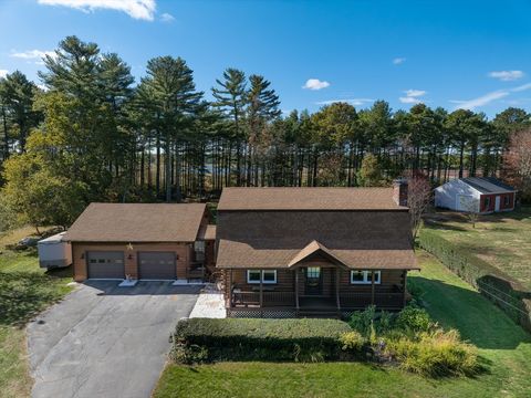 141 Rocky Meadow St Middleboro MA 02346