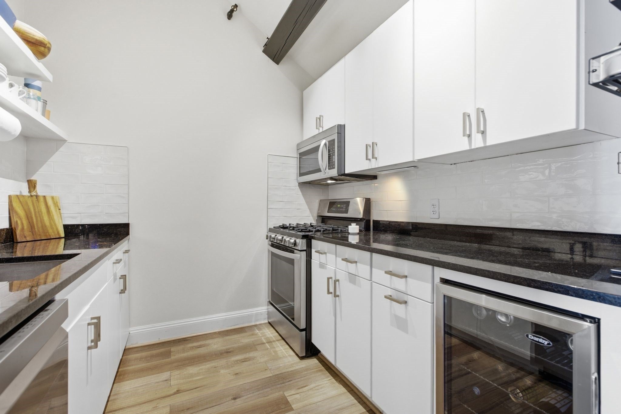 42 8th St 2508