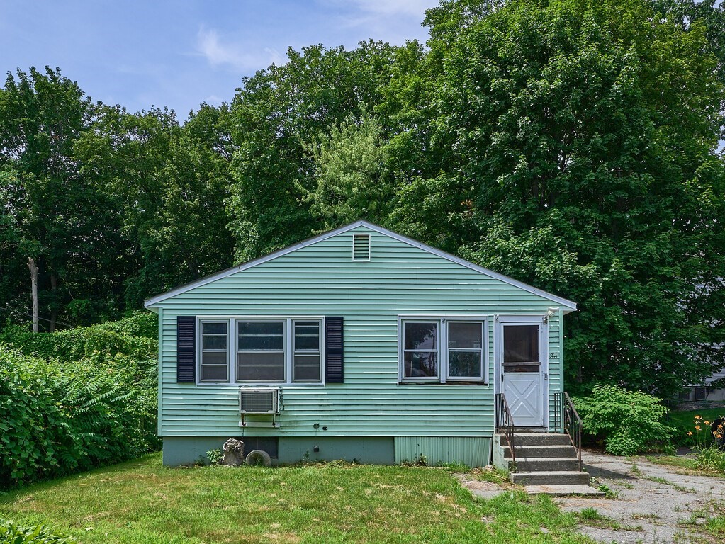 10 Ashwood St