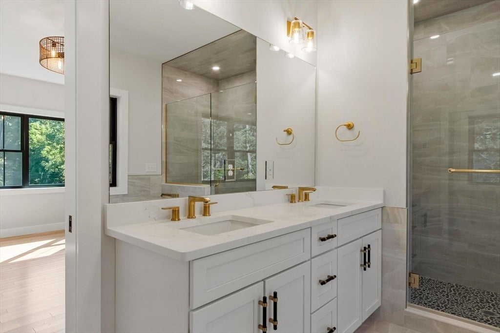 865 Johnson Street, North Andover, MA, 865 Johnson Street, North Andover, MA Photo #18