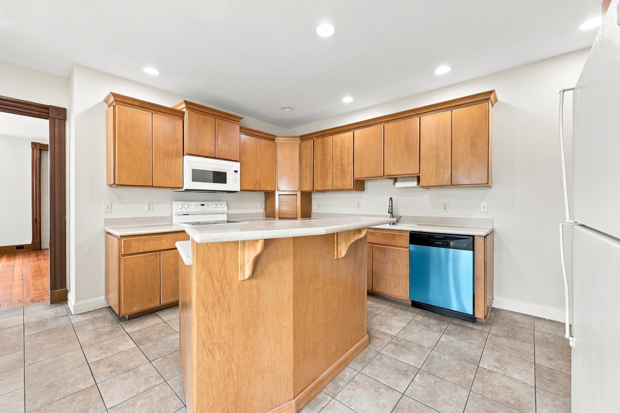 94 North Main Street, West Boylston, MA, 94 North Main Street, West Boylston, MA Photo #15