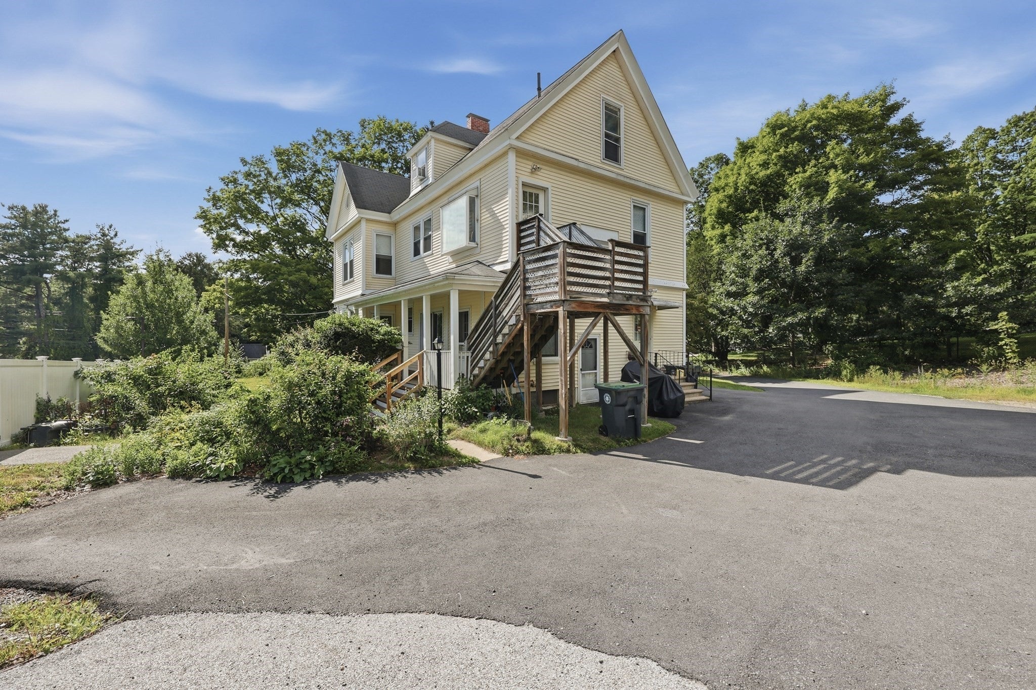 94 North Main Street
