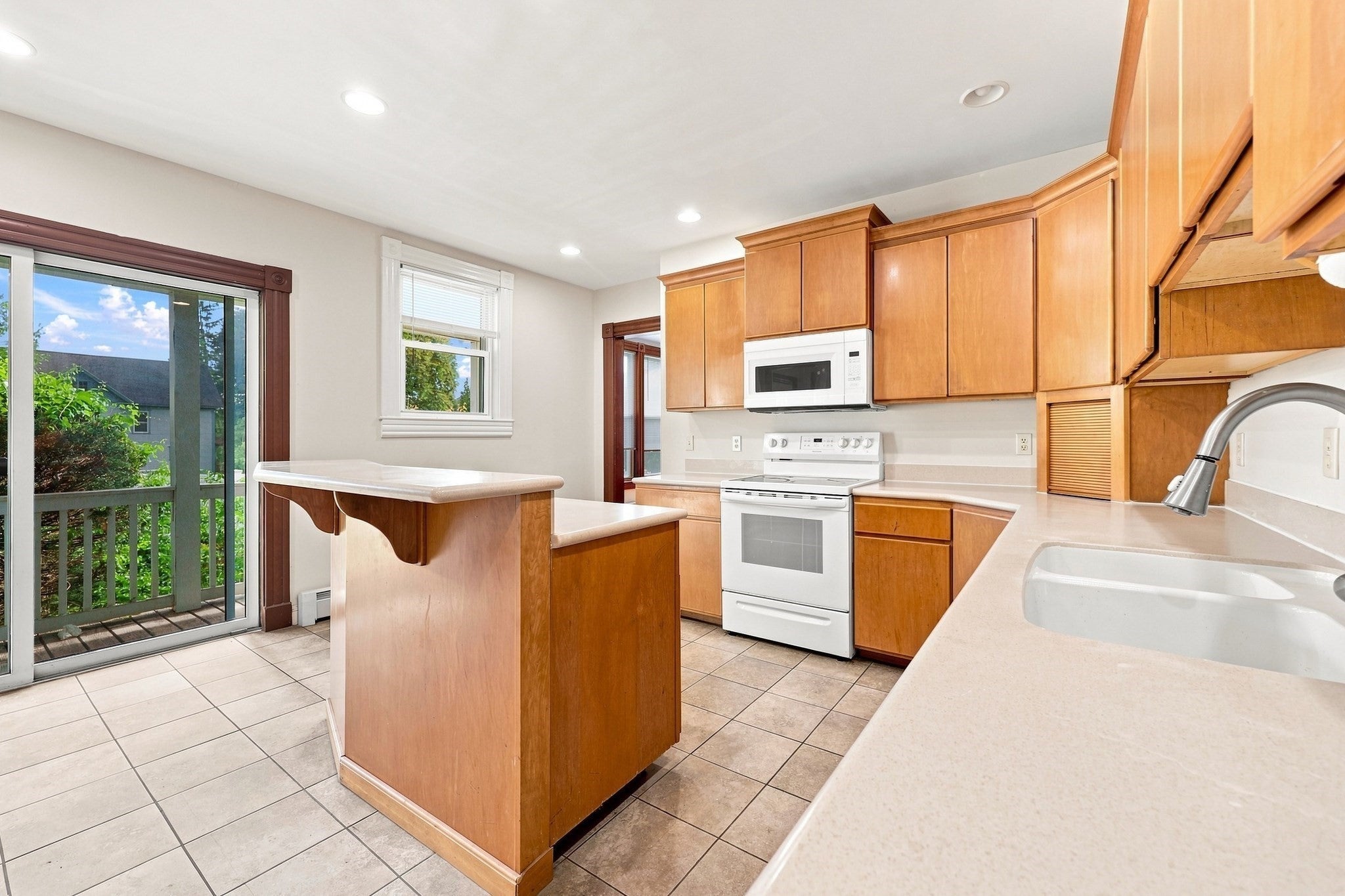 94 North Main Street, West Boylston, MA, 94 North Main Street, West Boylston, MA Photo #17