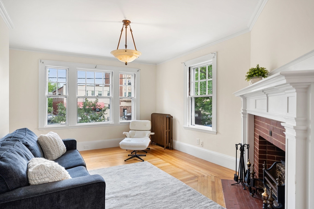 232 Lafayette St